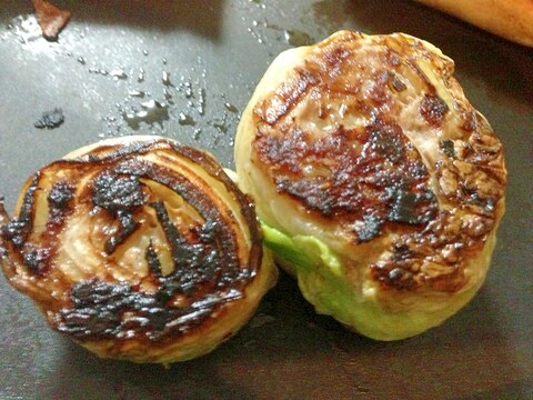 白菜で餃子の具を巻いてみました